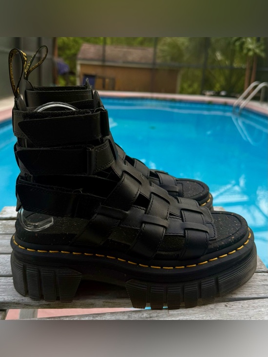 Dr. Martens Ricki Gladiator Black Nappa Lux Leather Platform Sandal Sz. 7~NEW main image 9